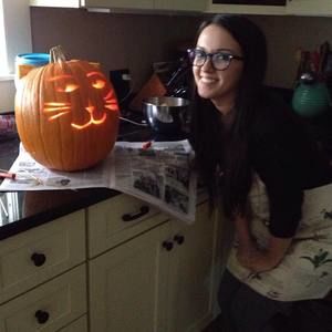 Meet your Posher, Laura